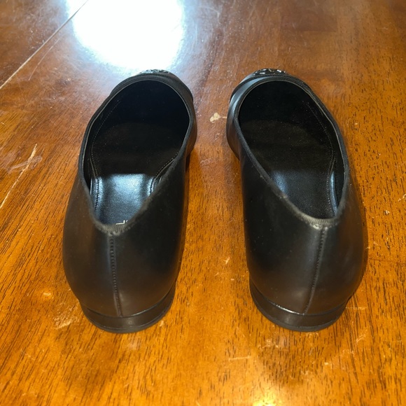 Micheal Kors Black Flats - Picture 3 of 6